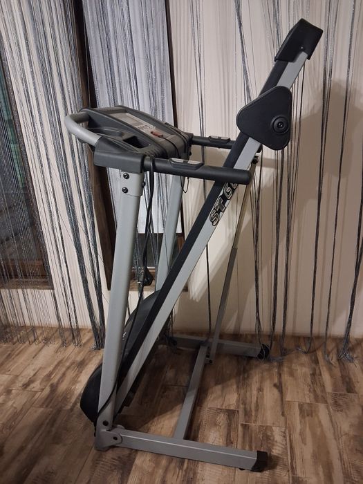 Продам беговую дорожку