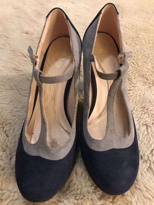 Sapato salto alto