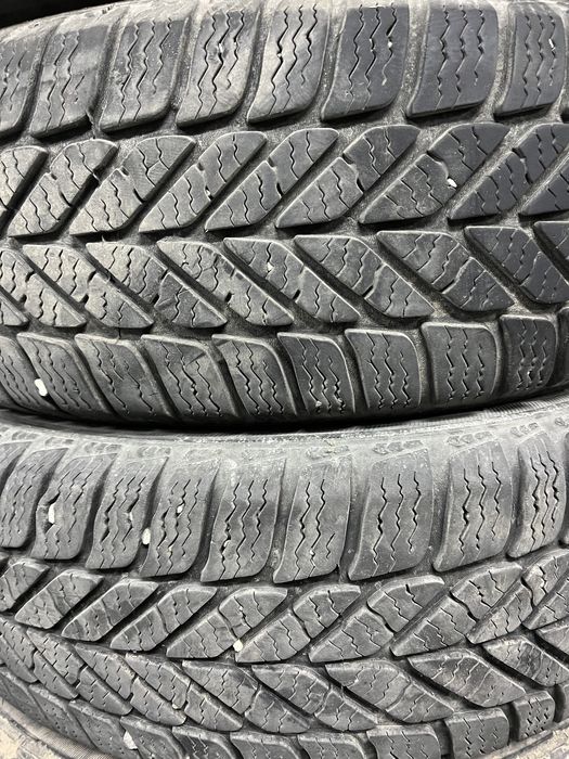 Продам зимову  дебідца є щє гудієри такий самий розмір