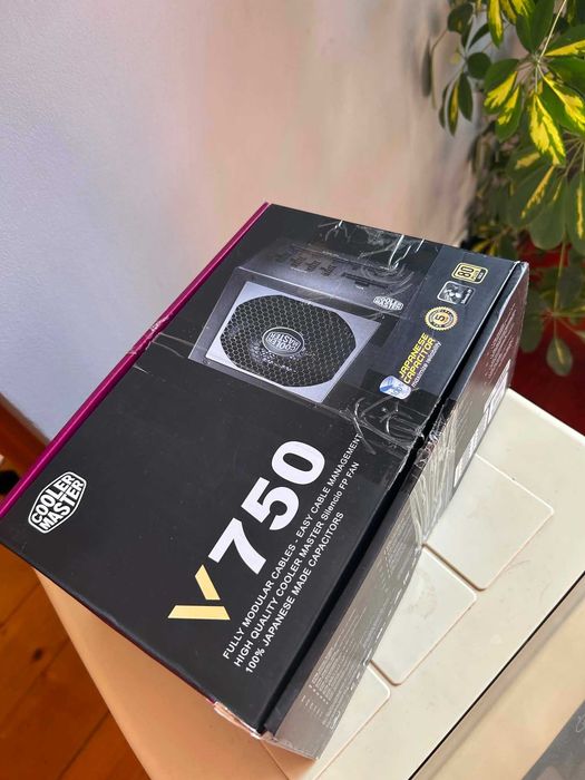 Zasilacz Cooler Master V750 750W 80+ Gold – Modularny