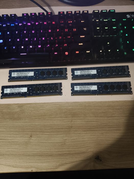 kości ram 4x2gb Nanya