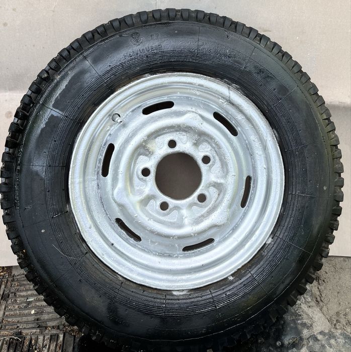 Продається запасне колесо в доброму стані