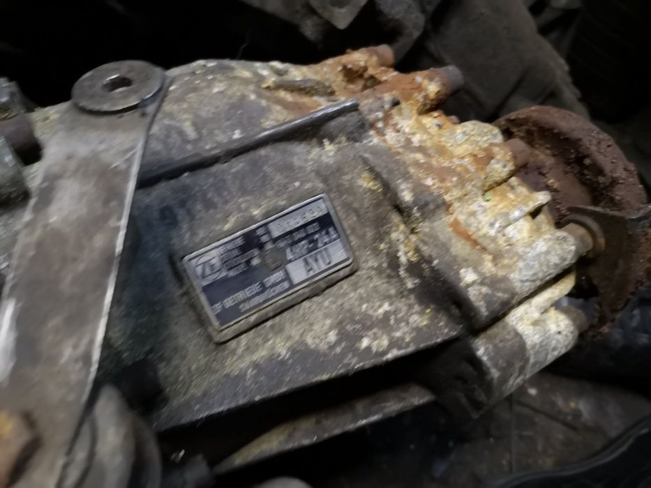 Коробка передач Audi V8 3.6 AYU