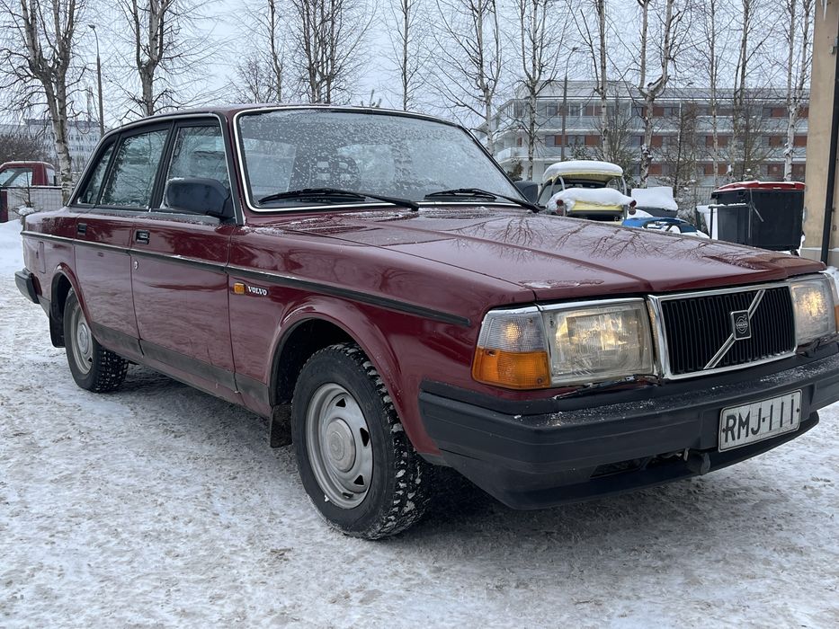 Volvo seria 200, 240, 244, 2.0 benzyna B200K ładny stan