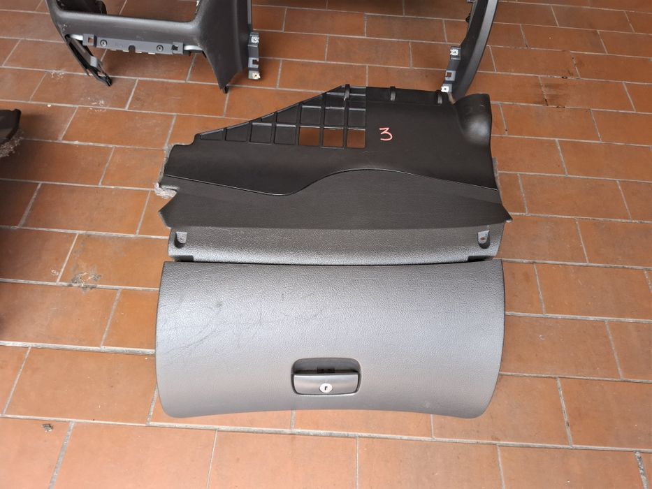 Tablier 2din VW Passat 01-05(cor cinzentoescuro)