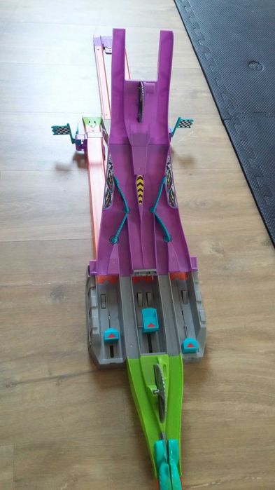tor hot wheels magnesiaki