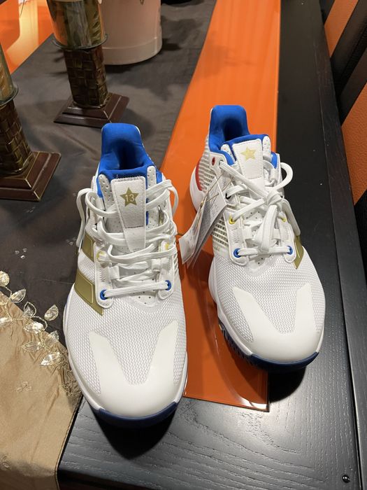 Sapatlhas Adidas novas