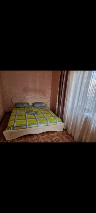 Сдаётся квартира в самом центре города.