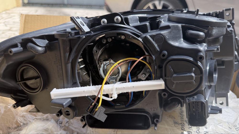Farol novo BMW série 5 (F11)