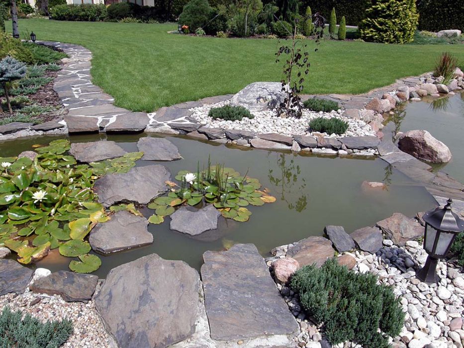 Płyty ogrodowe na kaskady szaro miodowe ścieżki oczka wodne