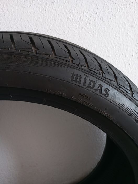 Pneus 205/45 R 17