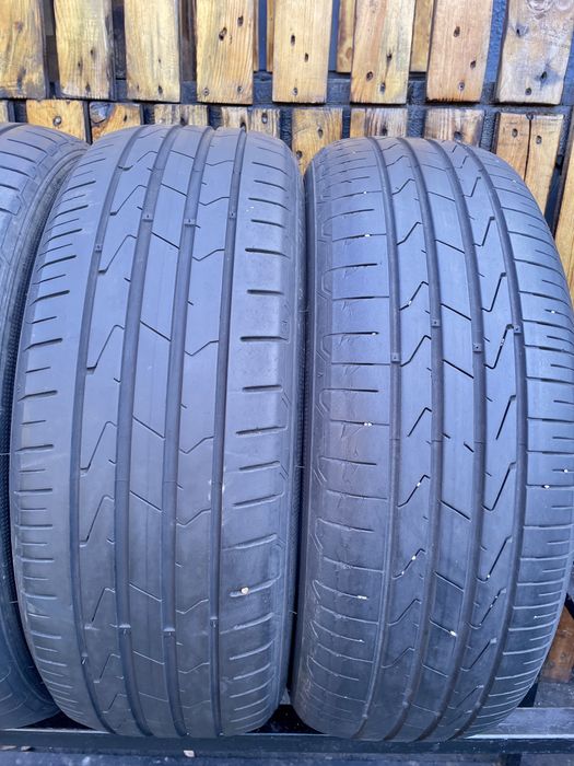 Yブーケ r18 225 55 toyo - Купити шини, диски та колеса для авто - Ціна на