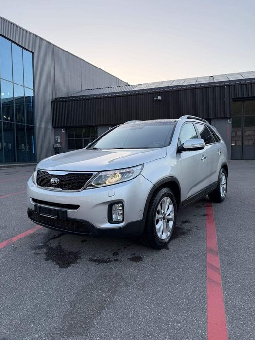 Продам Kia Sorento 2013 року