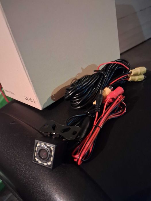 Vendo Auto radio 2 din novo