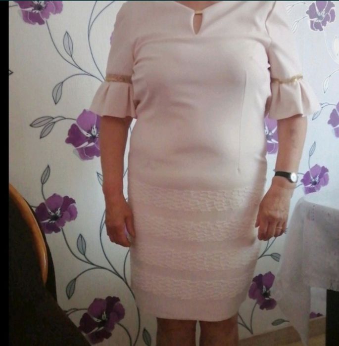 Sukienka pudrowy roz 44