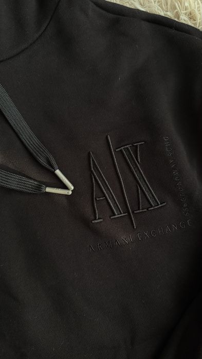 Костюм Armani новий