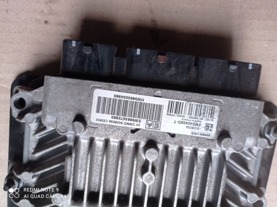 Компютер Блок управления двигателя Сименс SW9663572880 sw9663572880