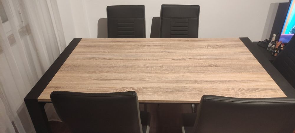 Mesa de jantar extensível + 6 cadeiras