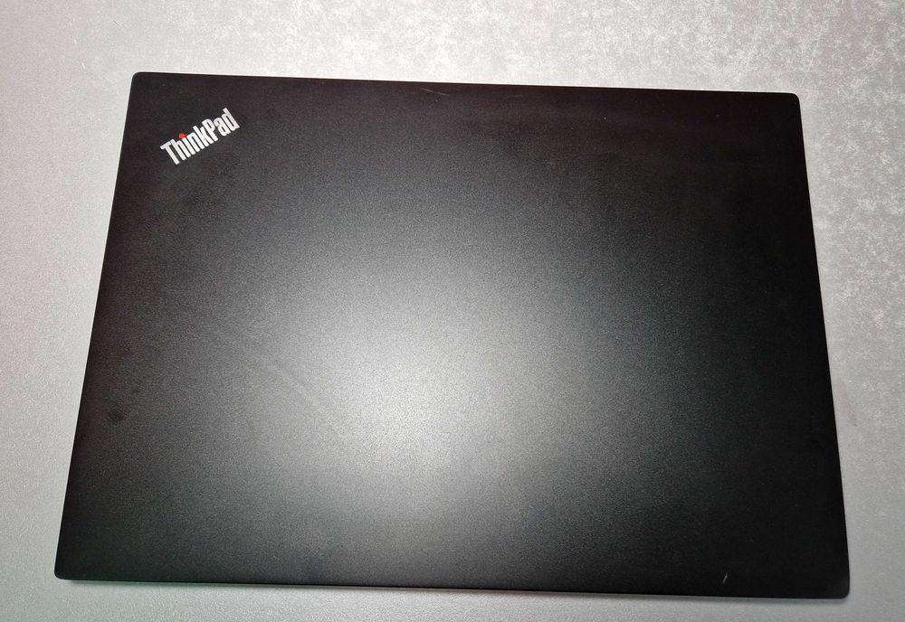 Laptop Lenovo Thinkpad E14 I5 10210U 16/512 SSD WIN 11