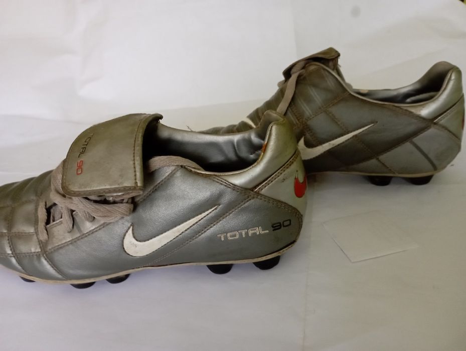Кроссовки Nike беговые