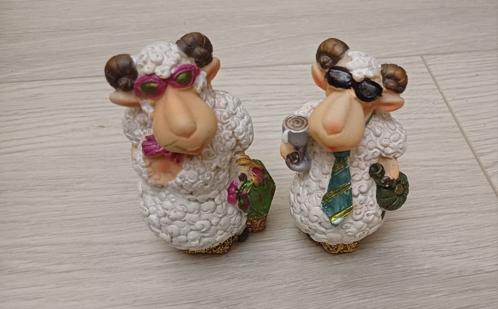 Статуетки з гіпсу