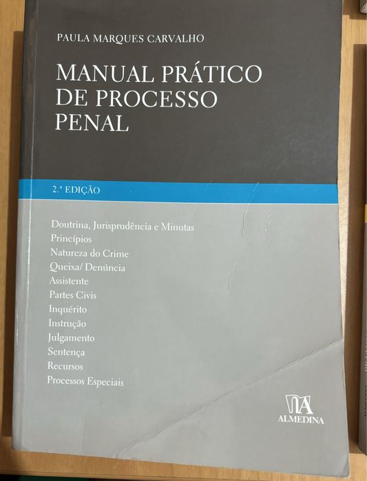 Livros de Direito variados