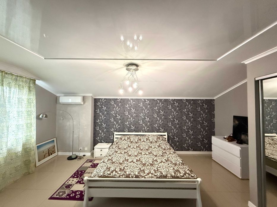 Продаж капітального 5кім будинку в м. Миронівка Є ВІДЕООГЛЯД