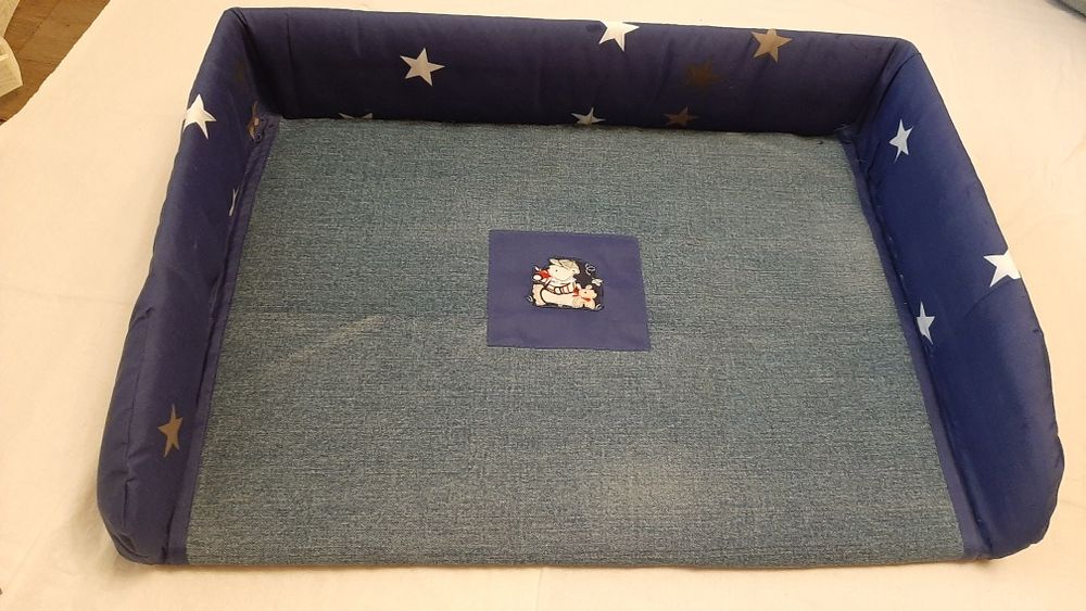 Лежаки для собачек