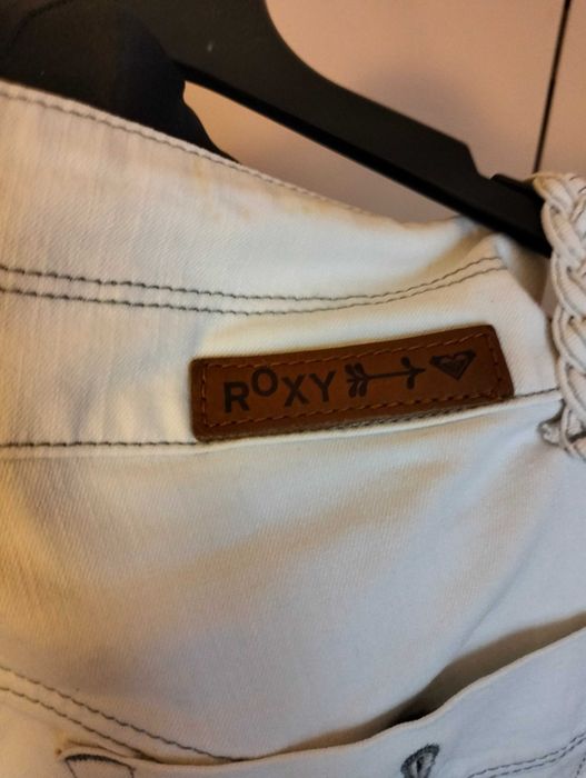 damskie spodnie firmy Roxy rozmiar 29