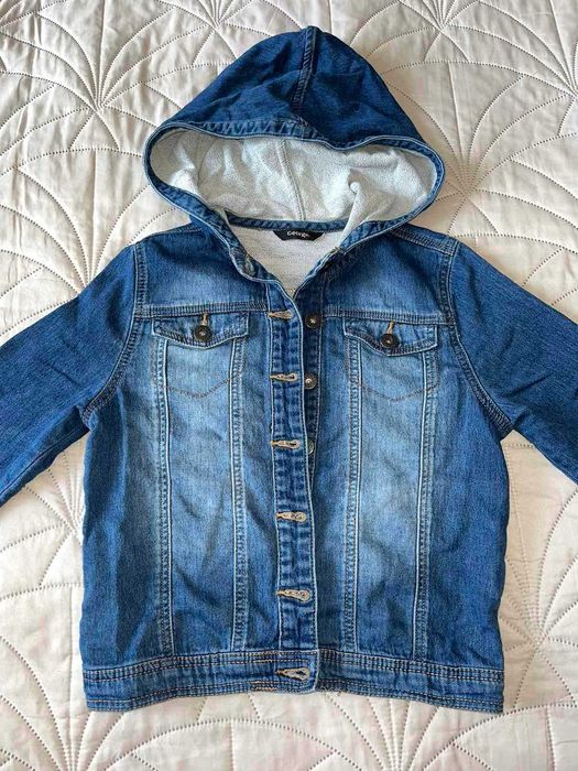 Тоненька джинсова курточка George. Розмір 13-14 років