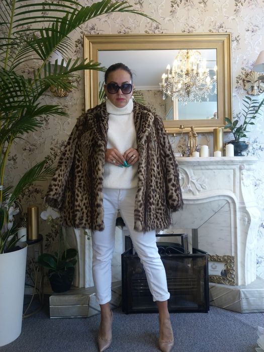 EuMereço! Casaco pelo autêntico Gato Selvagem