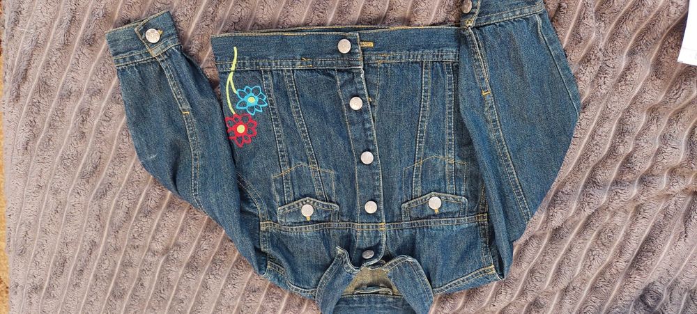 Джинсовка на дівчинку