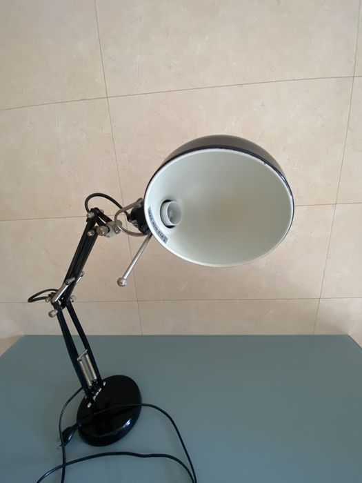 Candeeiro articulado secretária