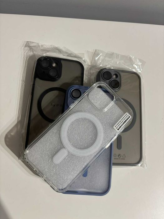 4 nowe etui + 5 folii gratis do Iphone 15