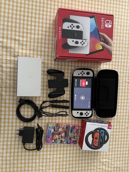 Nintendo Switch OLED Branca 64GB + Extras | Excelente Estado