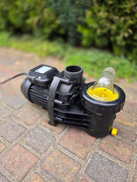 Komplet sprzętów i akcesoriów basenowych