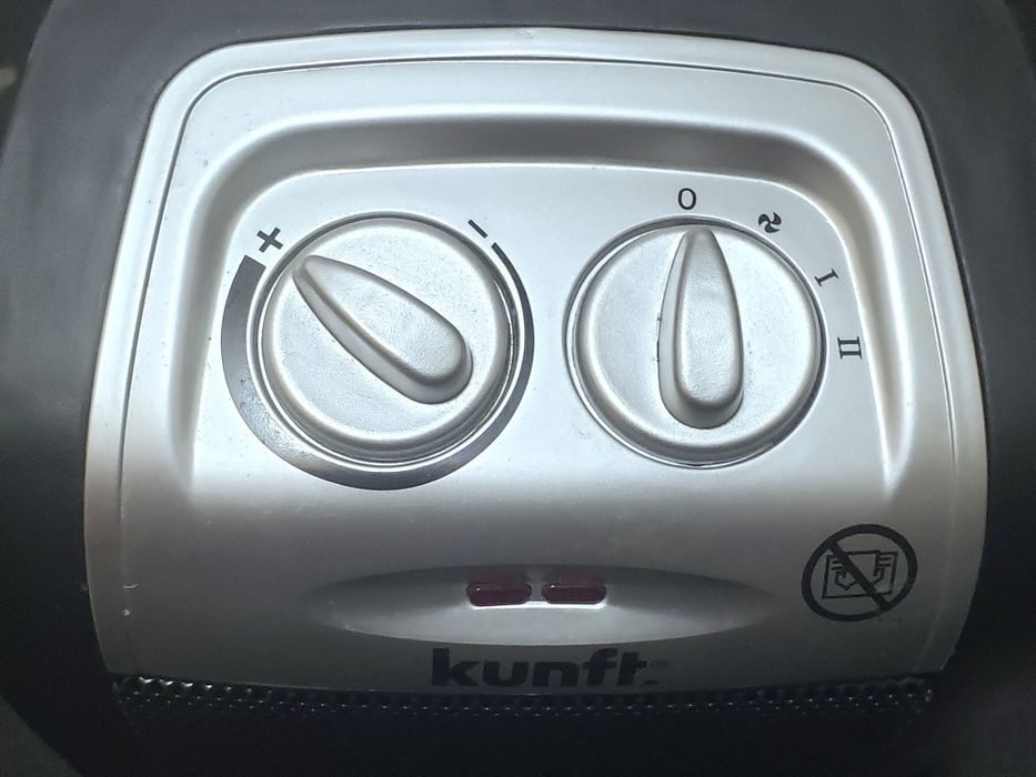 Mini aquecedor cerâmico Kunft 750-1500W