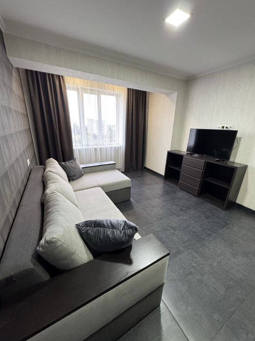 Подобово 2к Фастівська-Енгельхольм. Є світло!