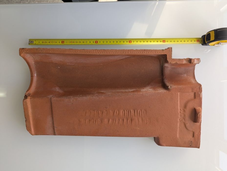 Telha Portuguesa "Miguel Pereira Outeiro Cabeça"