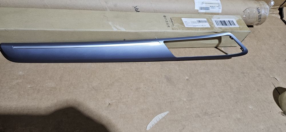 Listwa dekor tapicerki led vw golf 7 VII nowy oryginał 5g4
