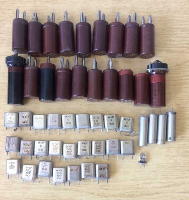 Кварцевые резонаторы  и фильтр ФЕМ-035-500-1,5 !