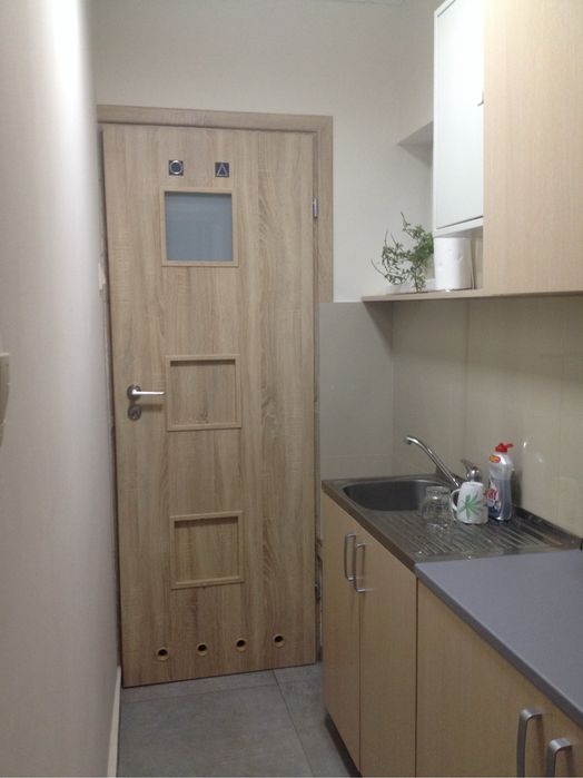 Sprzedam nakłady na lokal - salon fryzjerski