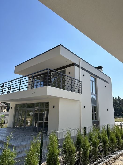 Котедж новий готовий сучасний в неймовірному місці. Км SwissTown.