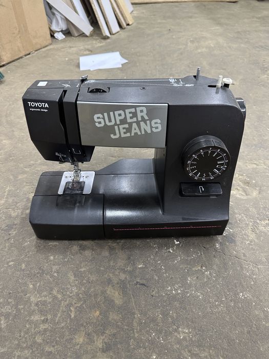 Швейная машинка tayota super jeans 15 sp100