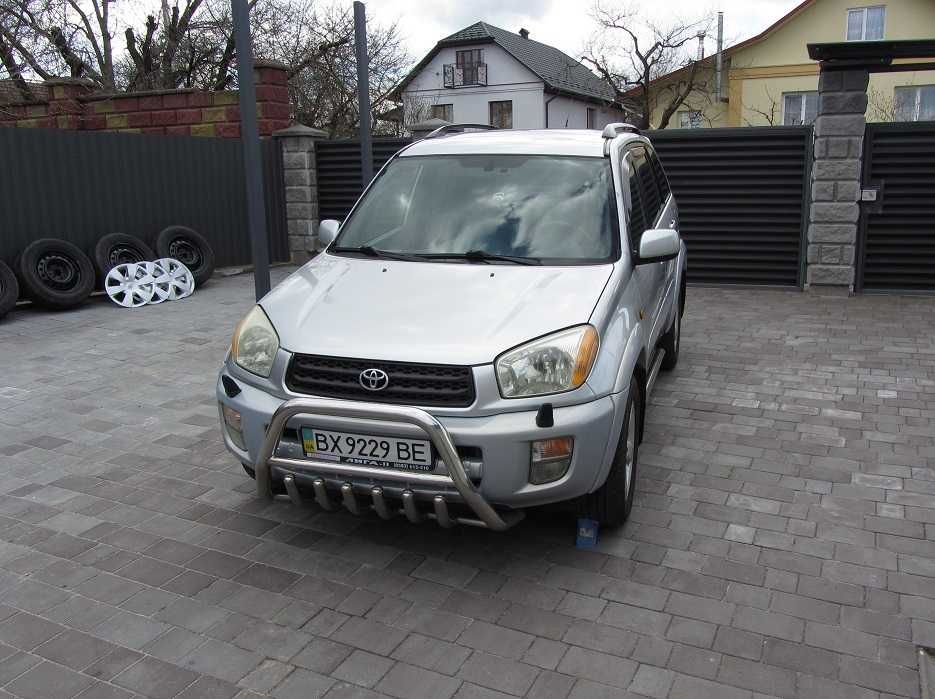 Toyota RAV4 2002 II покоління 2.0i MT (150 к.с.) 4WD