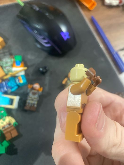 Продам фигурку lego star wars