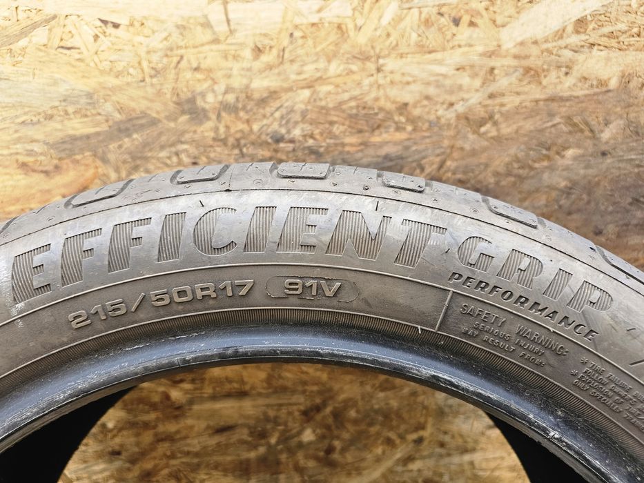 BDB Stan!!  215/50 r17 Goodyear Efficient Grip Performance. 2023rok