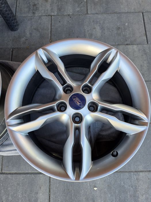 Alufelgi 5x108 R17 Ford Kuga Mondeo Fokus Borbet
