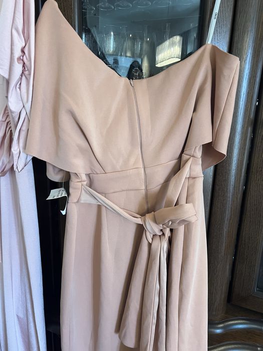Kombinezony  damskie pudrowy rôż asos nowe bohoboho 40 L zestaw