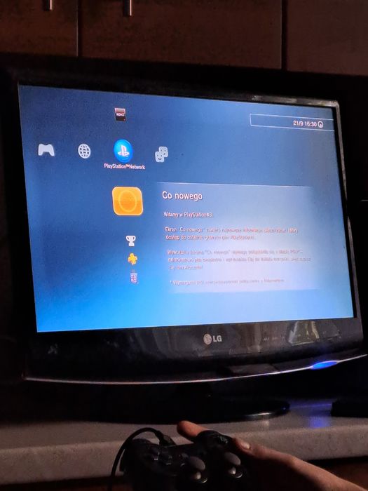 Zestaw konsola PS 3 + okablowanie i gry